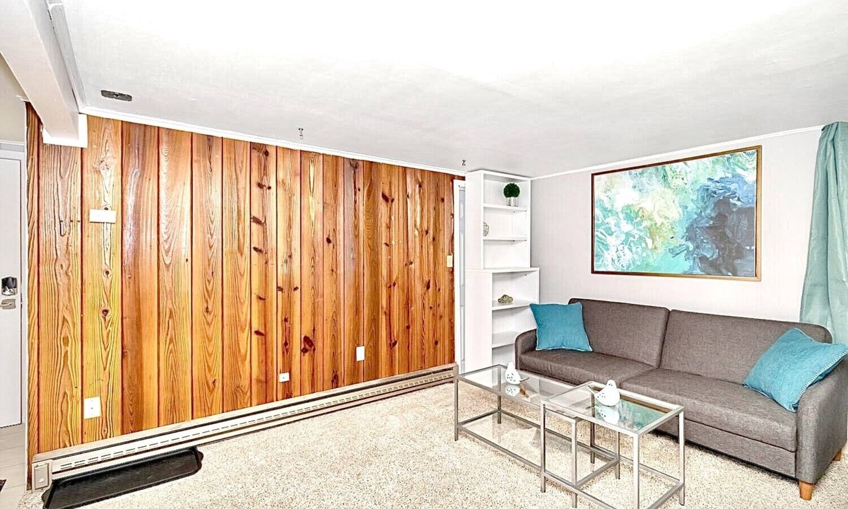 South St. Paul Apartment | Hidden Gem- Spacious Studio Near Airport