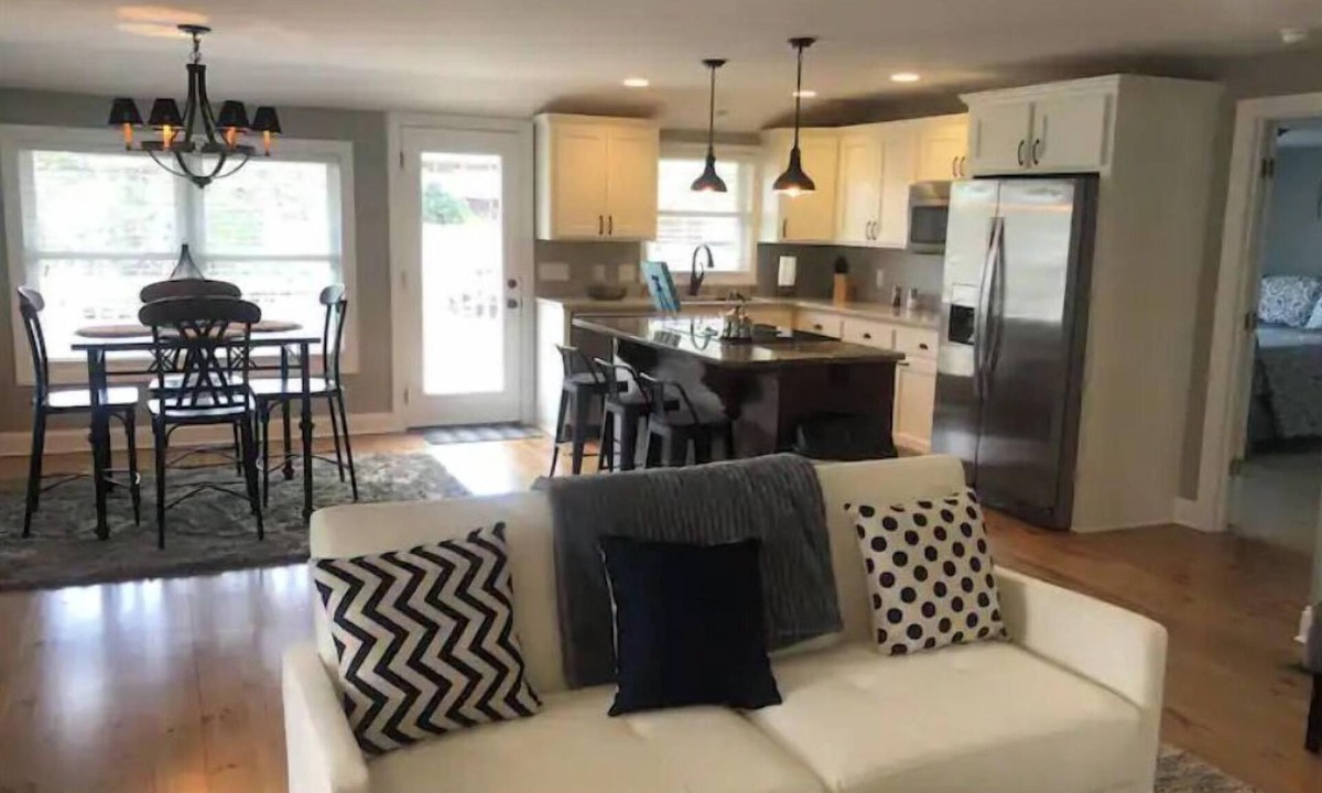 Ridgeway House | Hillside Haven on Lake Wateree- Entire House
