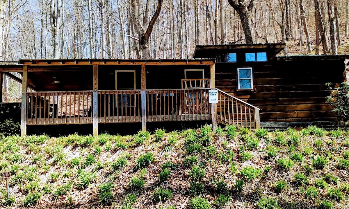 Newland Cabin | Hilltop Cabin