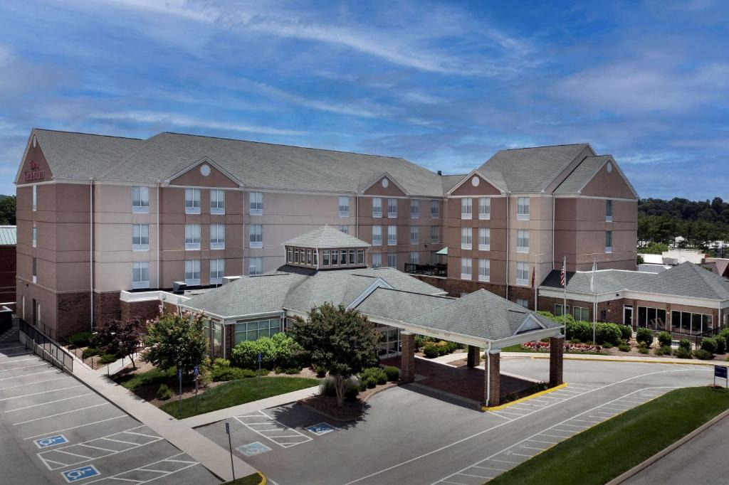 Ashley Oaks Hotel | Hilton Garden Inn Knoxville West/Cedar Bluff