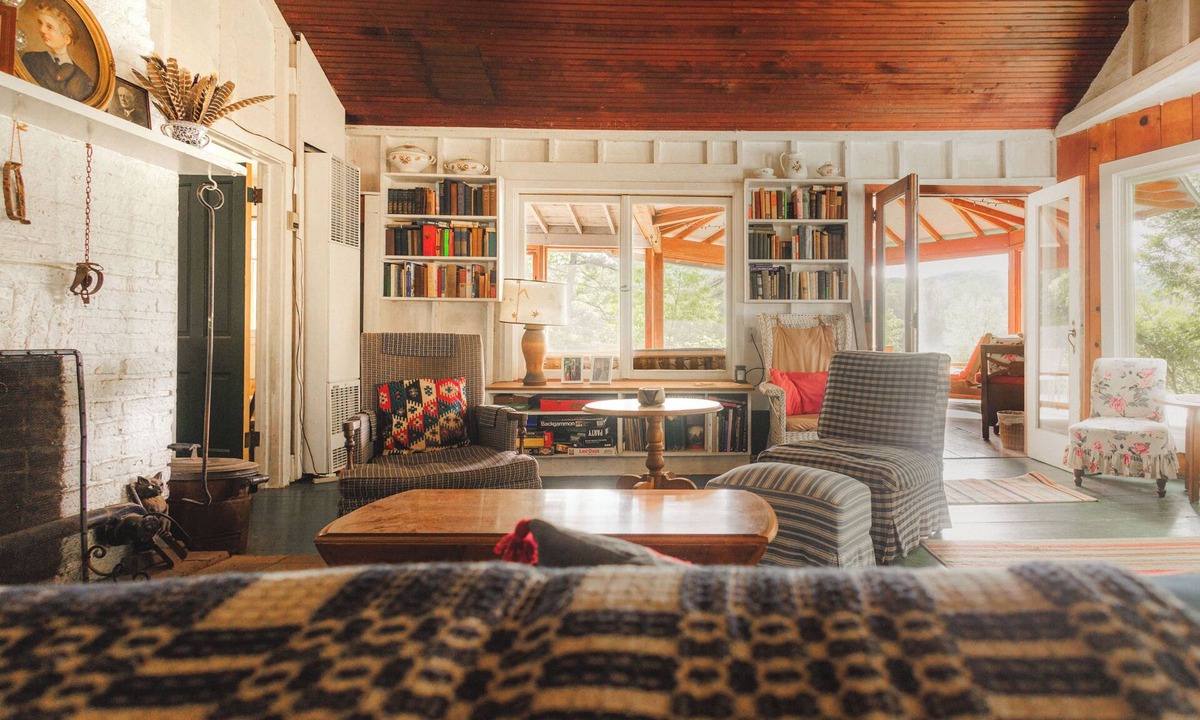 Scandia House | Historic 1912 summer cabin on the St. Croix river