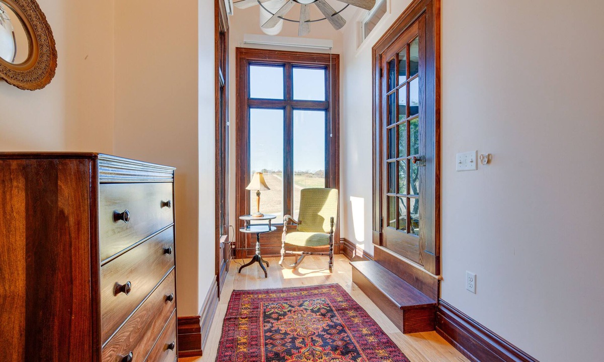 Atchison House | Historic Atchison Farmhouse w/Patio Near Downtown