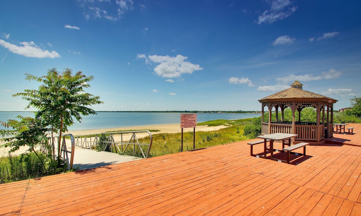 Pleasantville Hotel | Holiday Inn Express Atlantic City W Pleasantville by IHG
