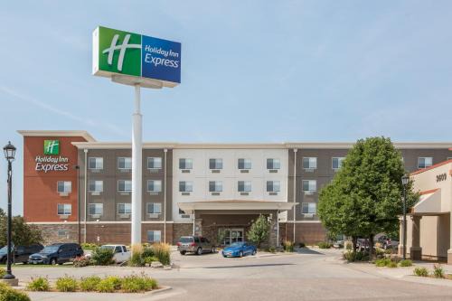Hastings Hotel | Holiday Inn Express Hastings by IHG