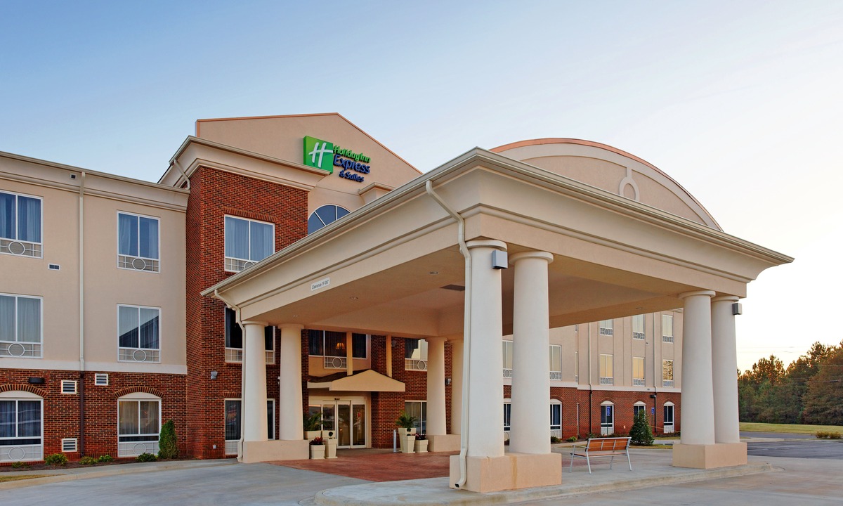 Talladega Hotel | Holiday Inn Express Hotel & Suites Talladega, an Ihg Hotel