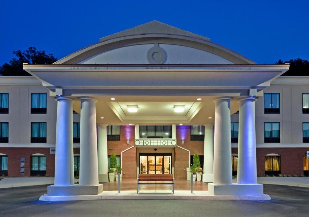 Harriman Hotel | Holiday Inn Express Hotel & Suites Harriman by IHG
