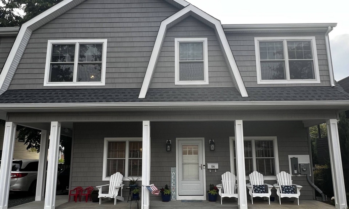 Long Branch House | Home Sweet Beach House- Brand new 1 block to the beach-5 nights open in August