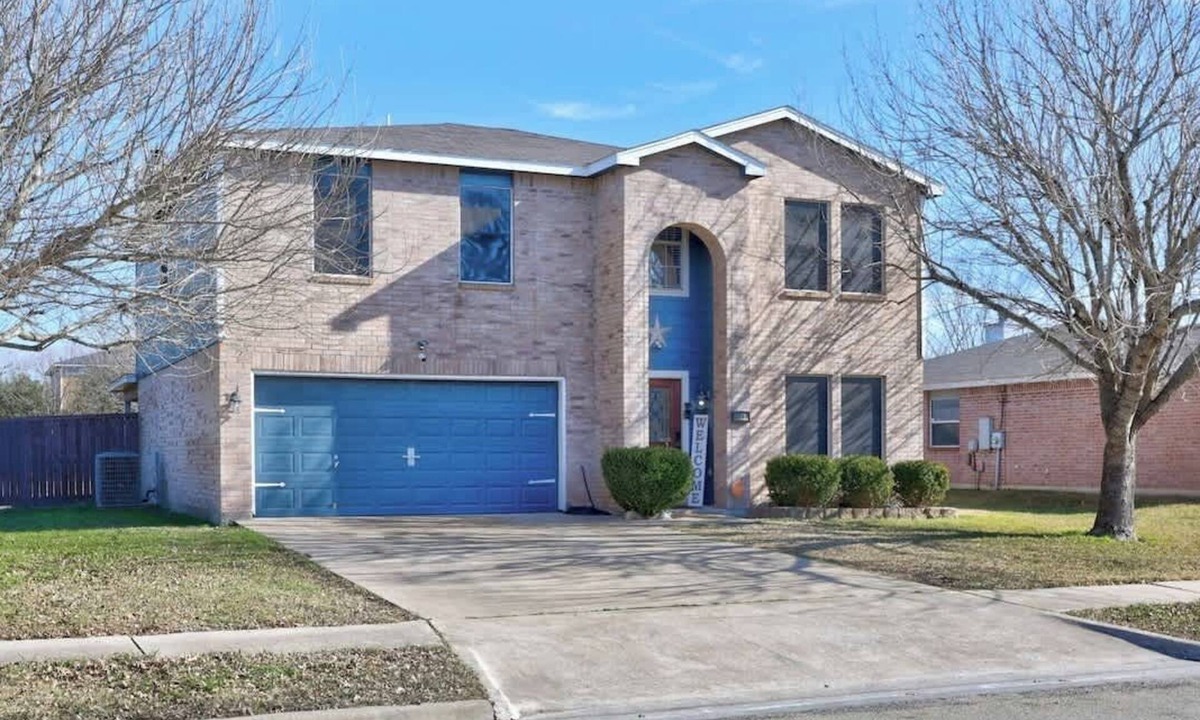 Temple House | Huge Home near Family Water Park- Fully Stocked