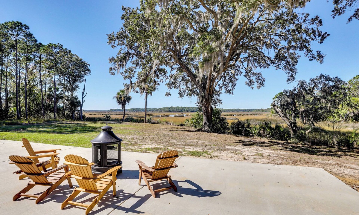 Green Pond House | Hunt, Fish & Relax: Rural Retreat in Green Pond