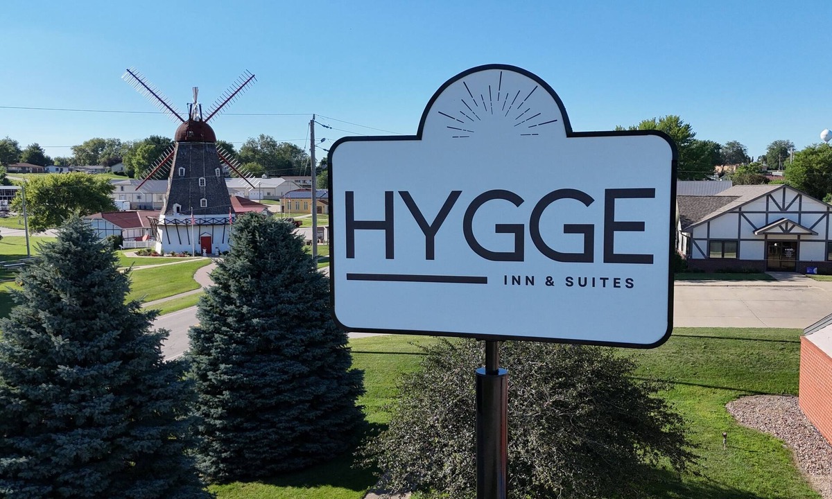 Elk Horn Hotel | Hygge Inn & Suites