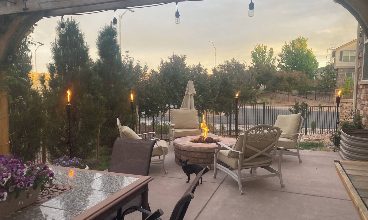 Aurora House | Immaculate 5-Bedroom Aurora Retreat — Luxury, Comfort & Colorado Adventure