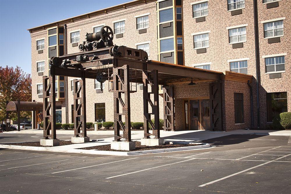 Beloit Hotel | Ironworks Hotel
