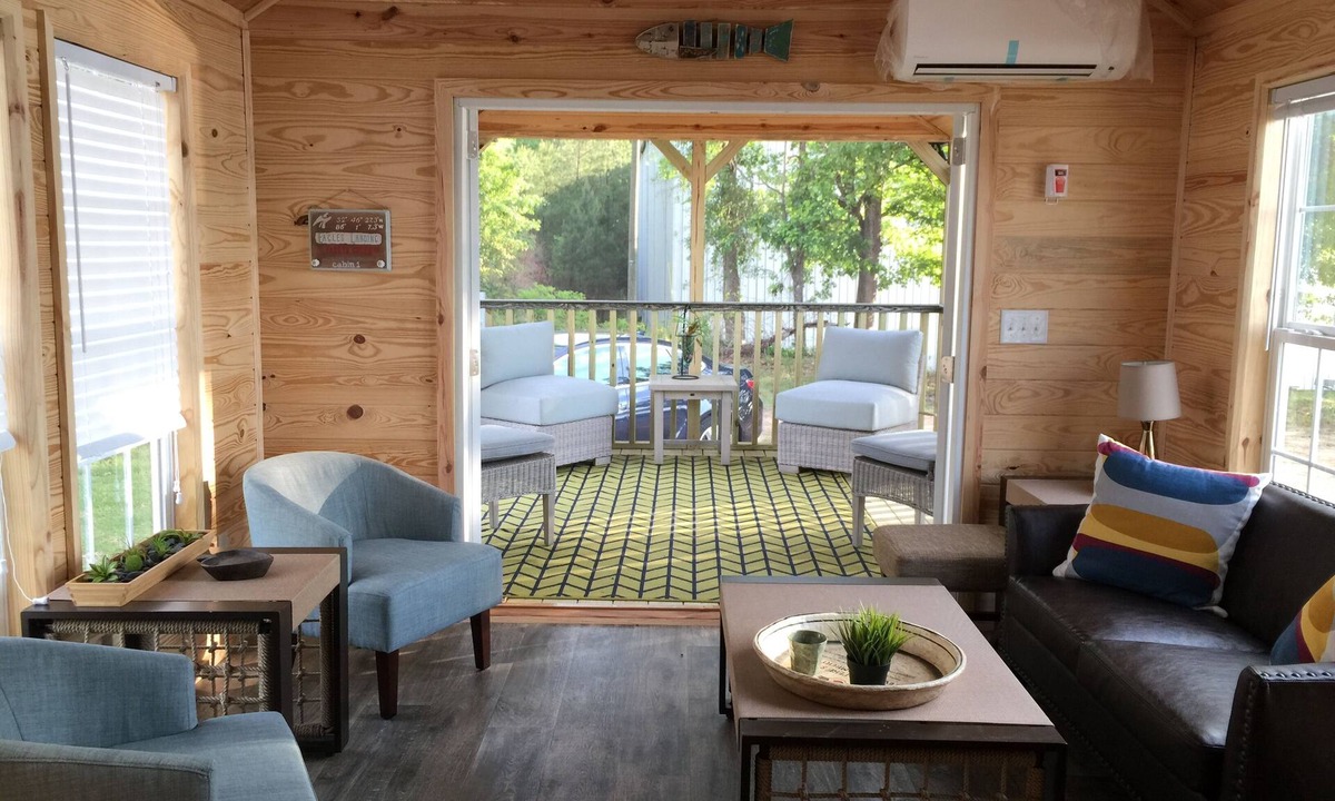 Coosa County Cabin | Join the Tiny Home Craze at beautiful Lake Martin