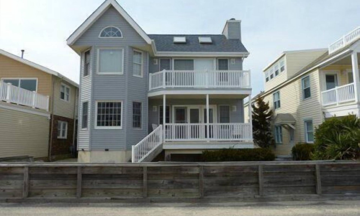 South End Condo | Just one property between you and the beach