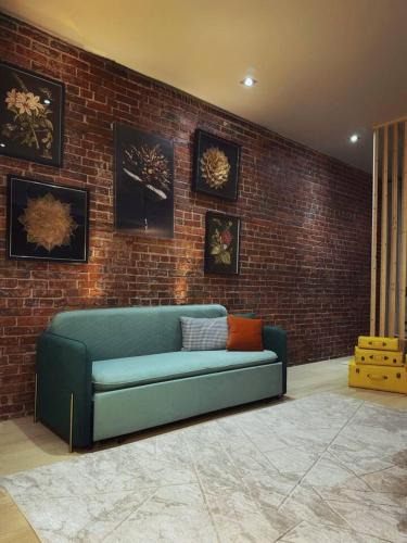 East Allegheny Apartment | KING Bed Elevated City Retreat Free Parking