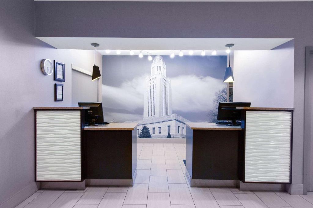 Lincoln Hotel | La Quinta Inn by Wyndham Lincoln, Nebraska