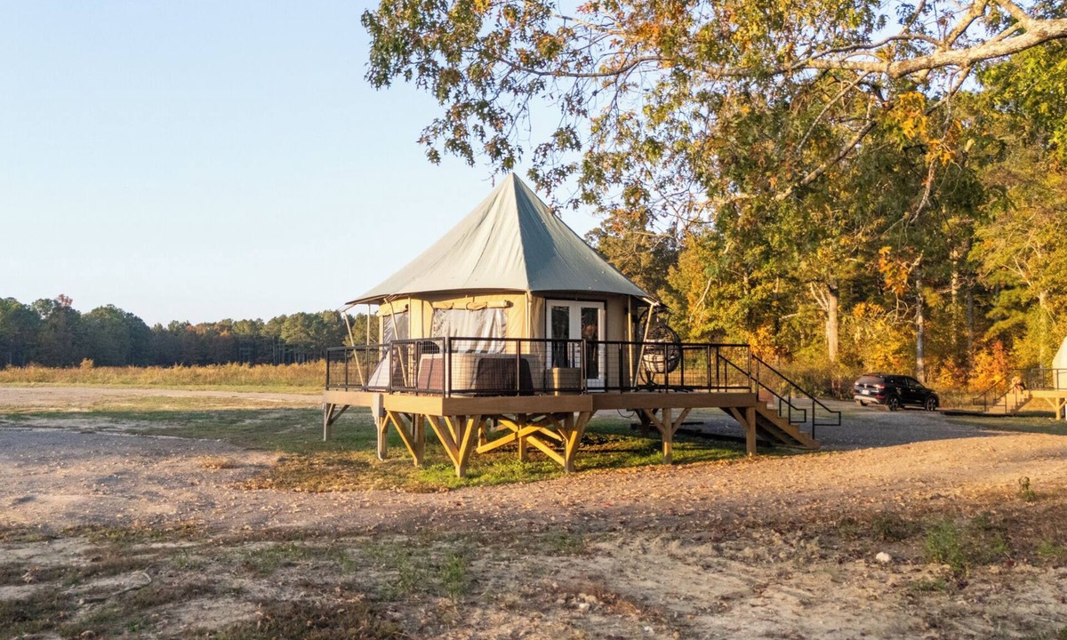 Cedar Bluff Resort | Lake Front Exclusive Glamping Tent: Hot Tub, TV, & Soaking Tub