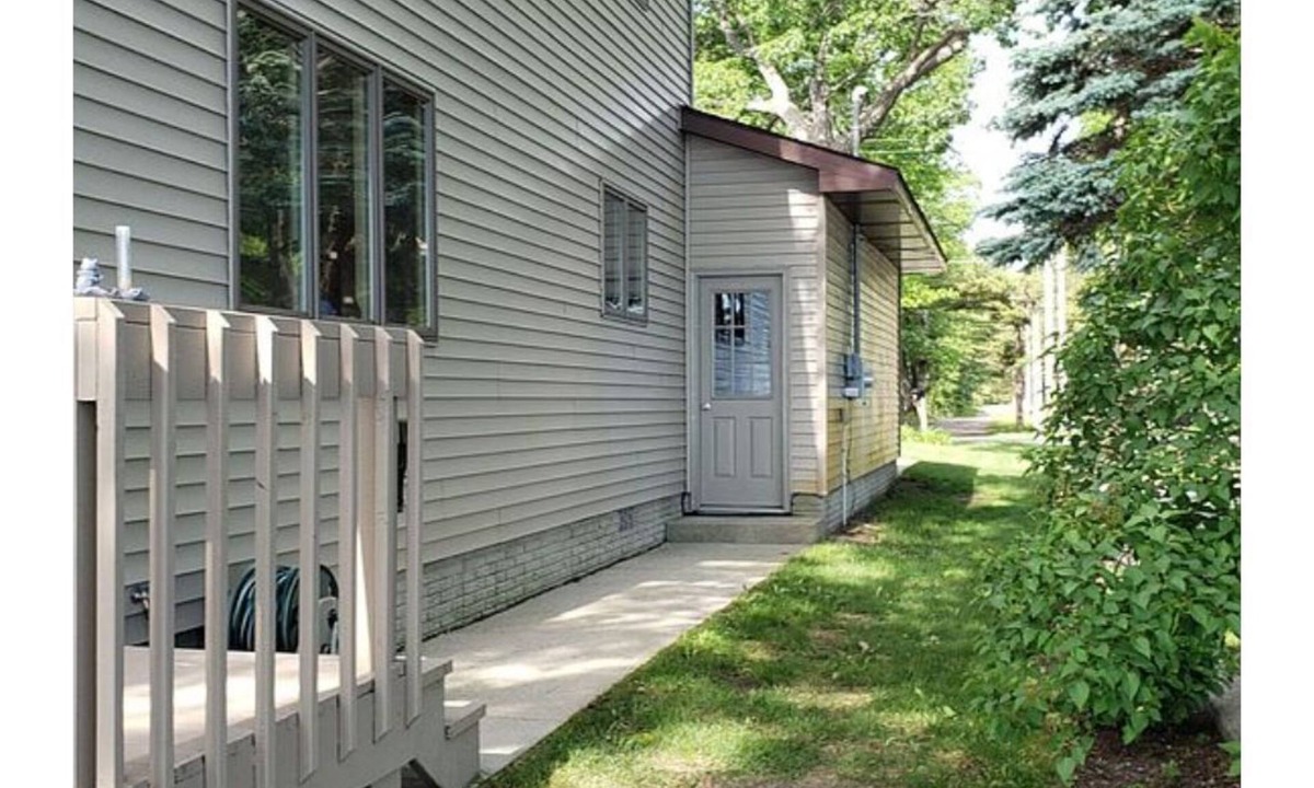 Long Lake House | Lake Huron Beachfront