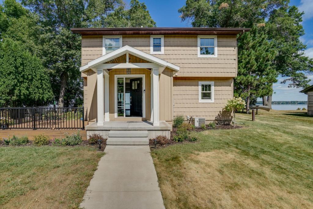 Lake Wissota House | Lakefront Chippewa Falls Haven w/Private Deck!