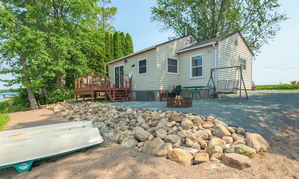 Lindstrom House | Lakefront Cozy Cabin w/Dock; 2 BR- 1BA, One Hour from the Twin Cities