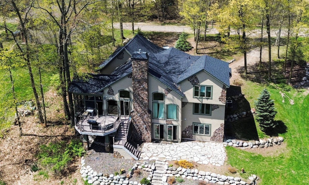 Turtle Lake House | Lakefront Home Sleeps 20+ Perfect for Groups & Families