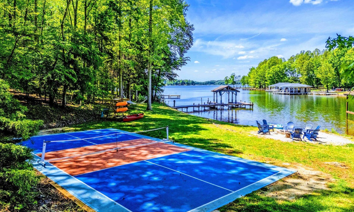 Bumpass House | Lakefront Lake Anna with Dock, Hot Tub, Game Room