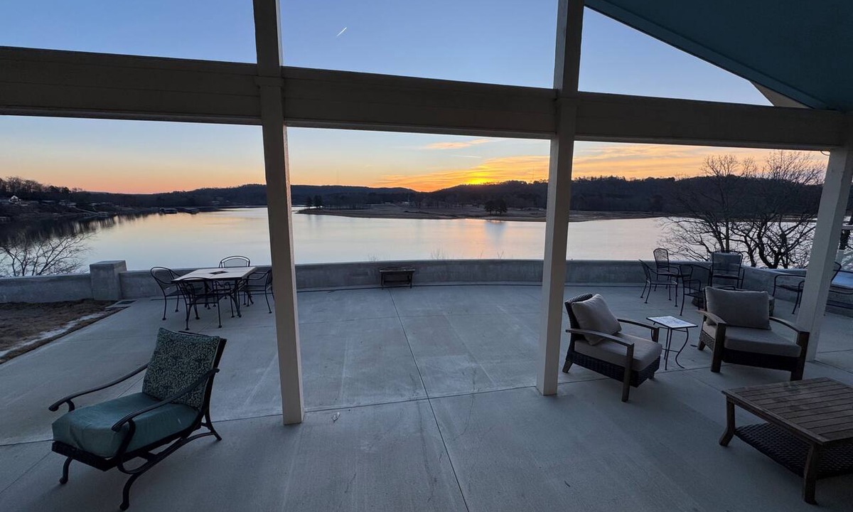 Crane Hill House | Lakeside Haven + Private Dock + Panoramic Views + Great Location on Smith Lake