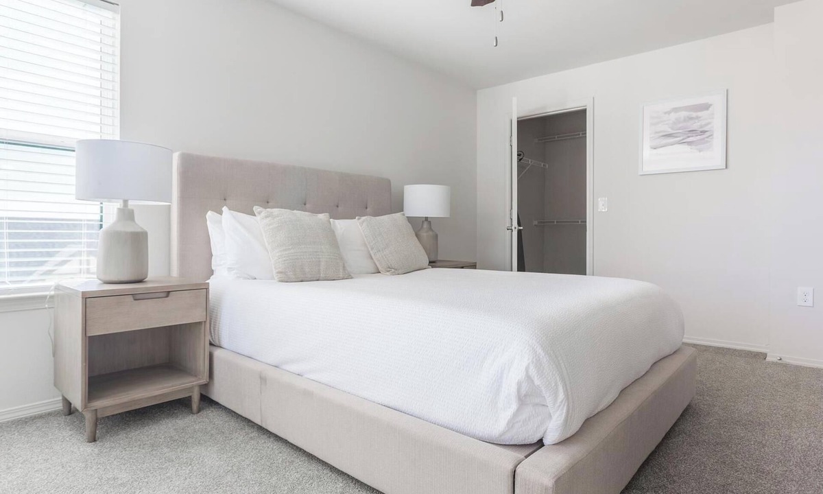 Broken Arrow Apartment | Landing | Amazing 1BD, Game Room, Gym
