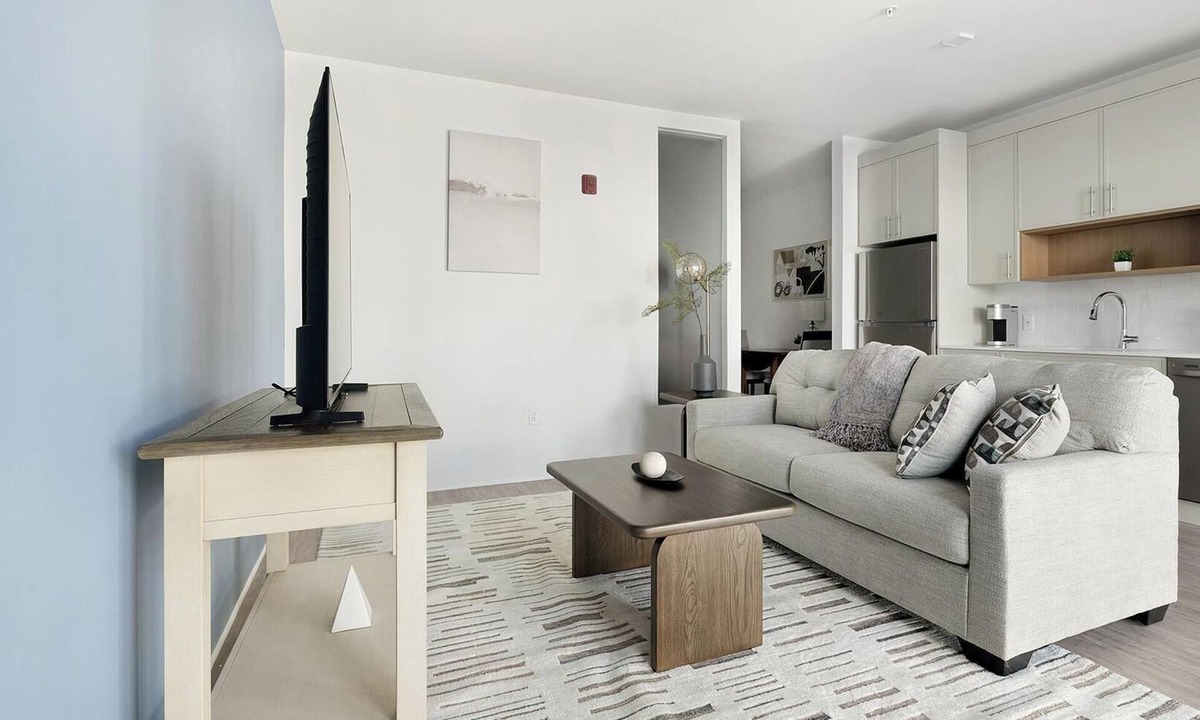 Hyattsville Apartment | Landing | Amazing 1BD, Game Room, Gym