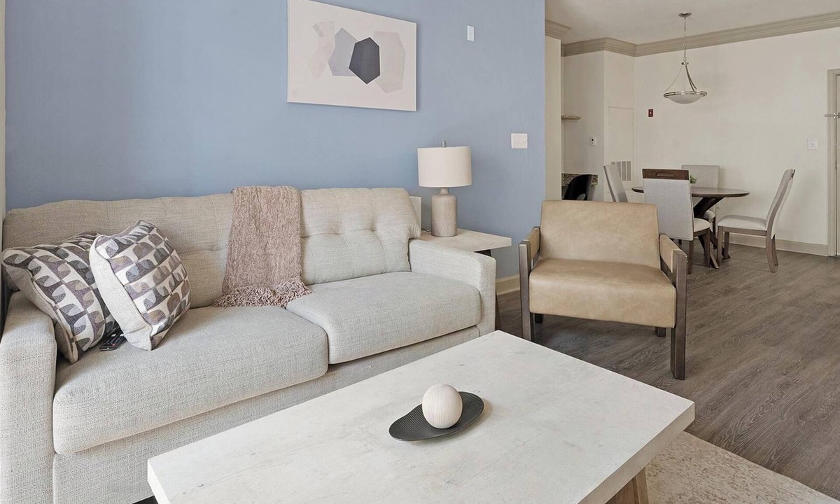 Town Center Apartment | Landing | Amazing 2BD, Courtyard, Gym