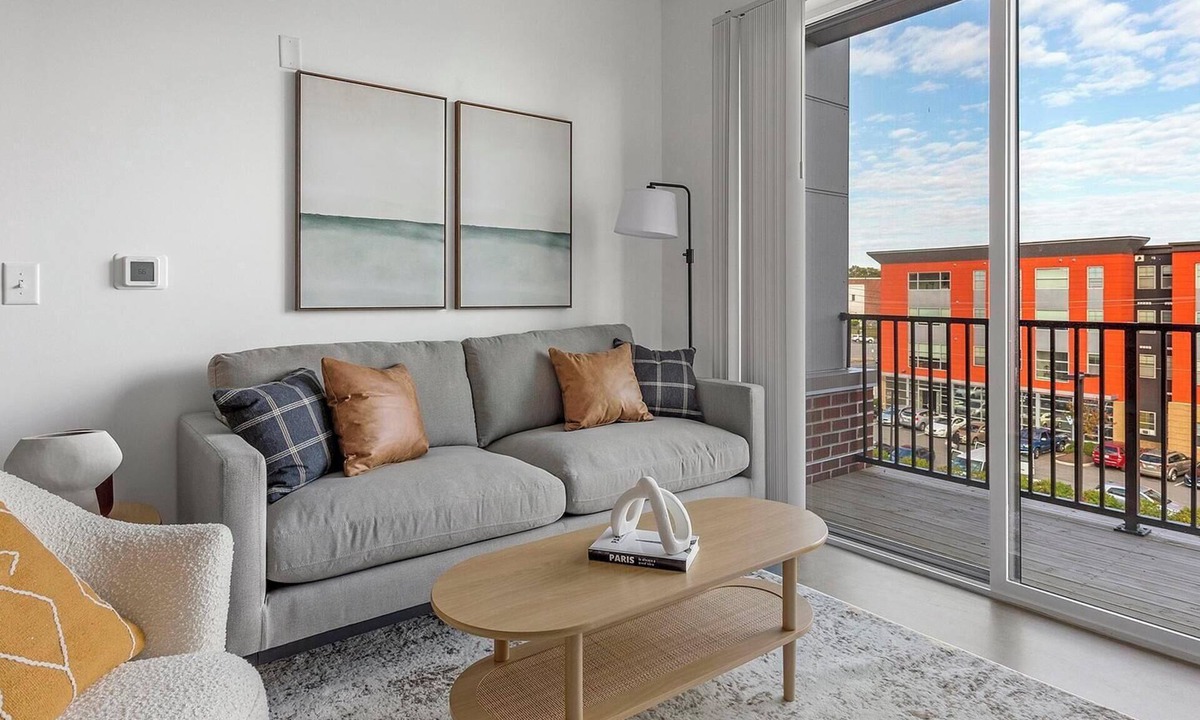 Richmond Apartment | Landing | Chic 2BD, Pool, Clubhouse