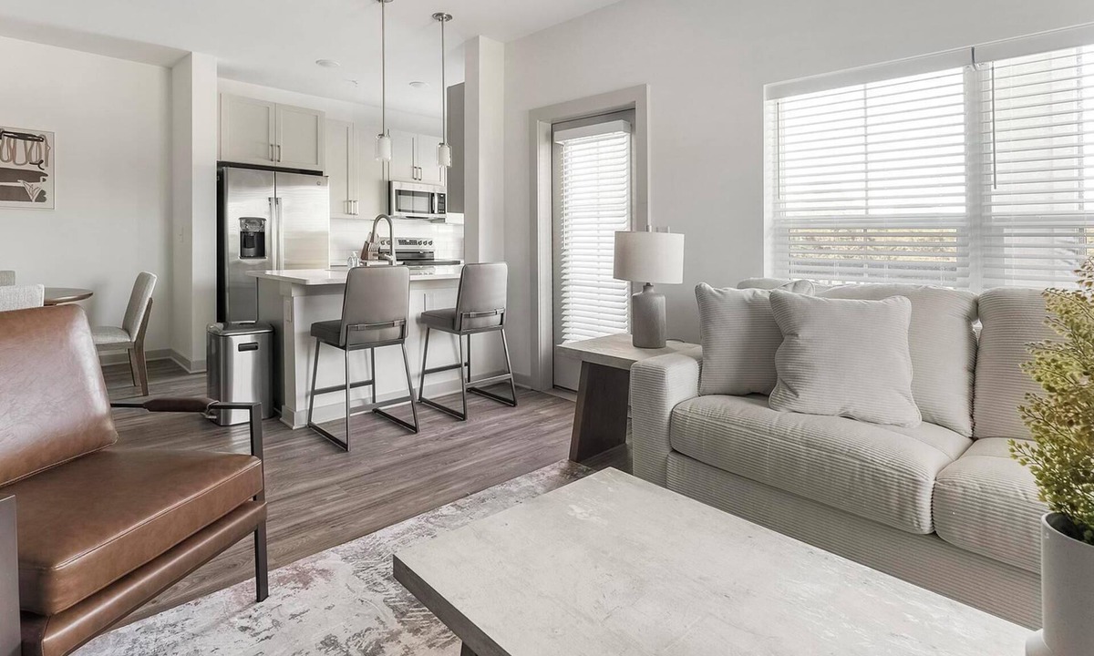 Longs Apartment | Landing | Chic 2BD, Game Room, Gym