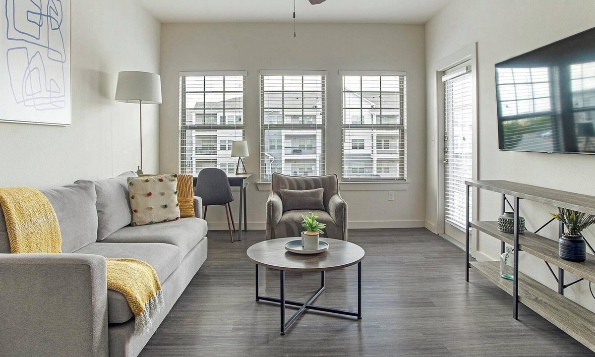 River Ranch Apartment | Landing | Incredible 1BD, Clubhouse, Gym
