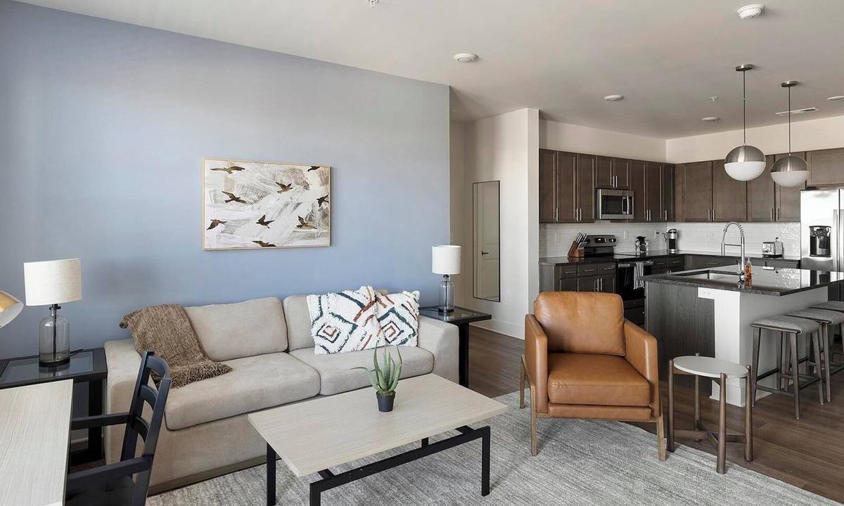 Madison Apartment | Landing | Modern 2BD, Clubhouse, Gym