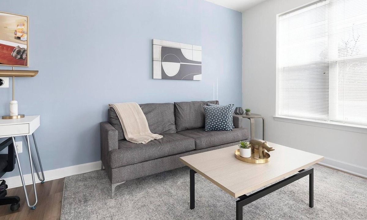 Frederick Apartment | Landing | Spectacular 2BD, Gym, Pool