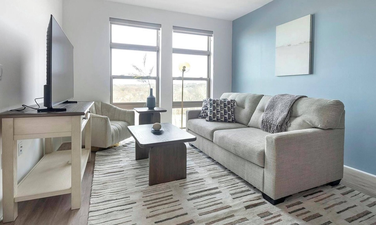 Hyattsville Apartment | Landing | Stylish 2BD, Pool, Game Room