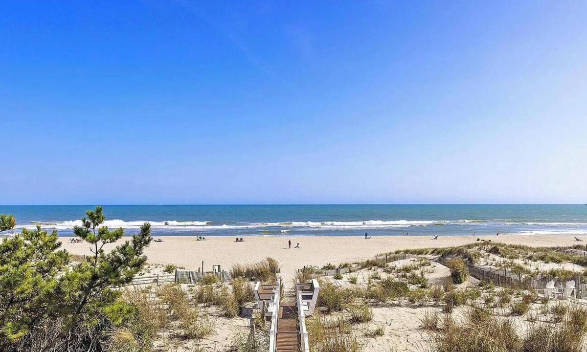 Surf City House | LBI Surf City - Oceanfront with Direct Beach Access - Elevator Renovated in 2026