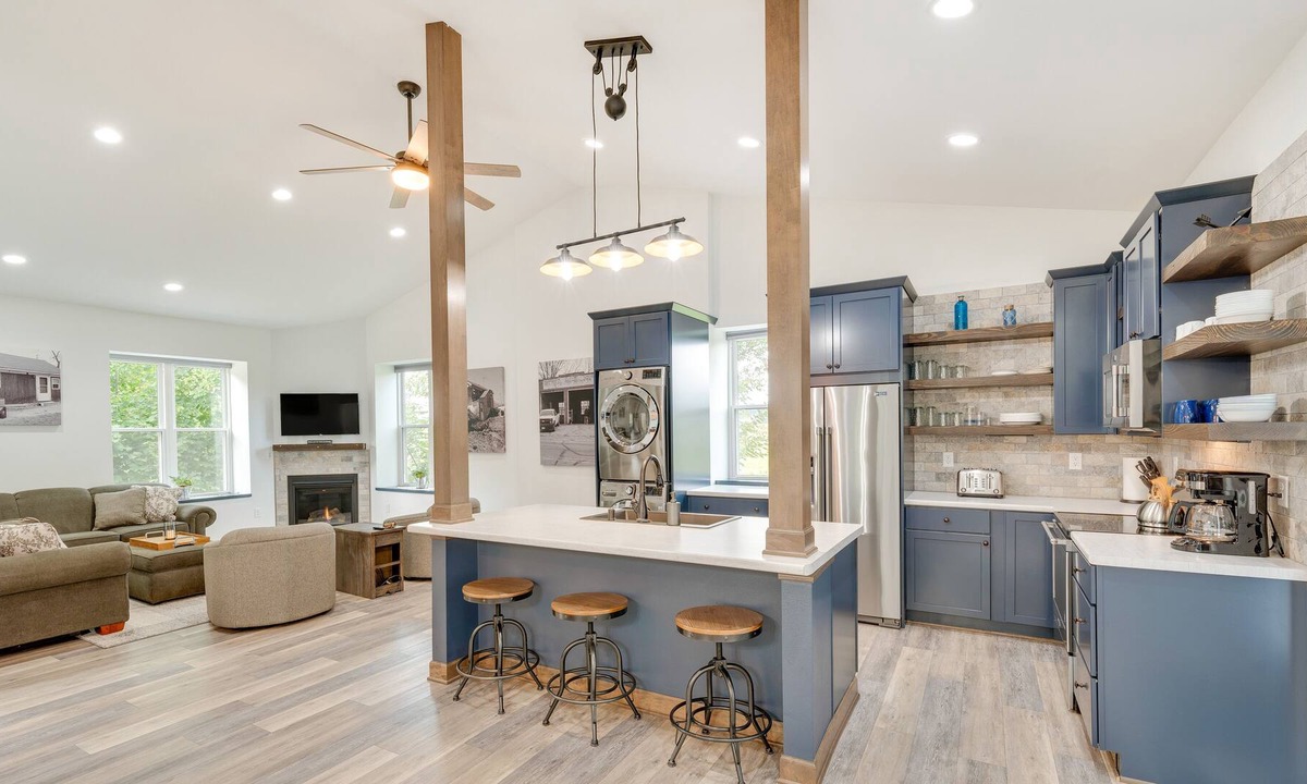 New Glarus House | 'Little Swiss Quack's Nest' w/ View in New Glarus!