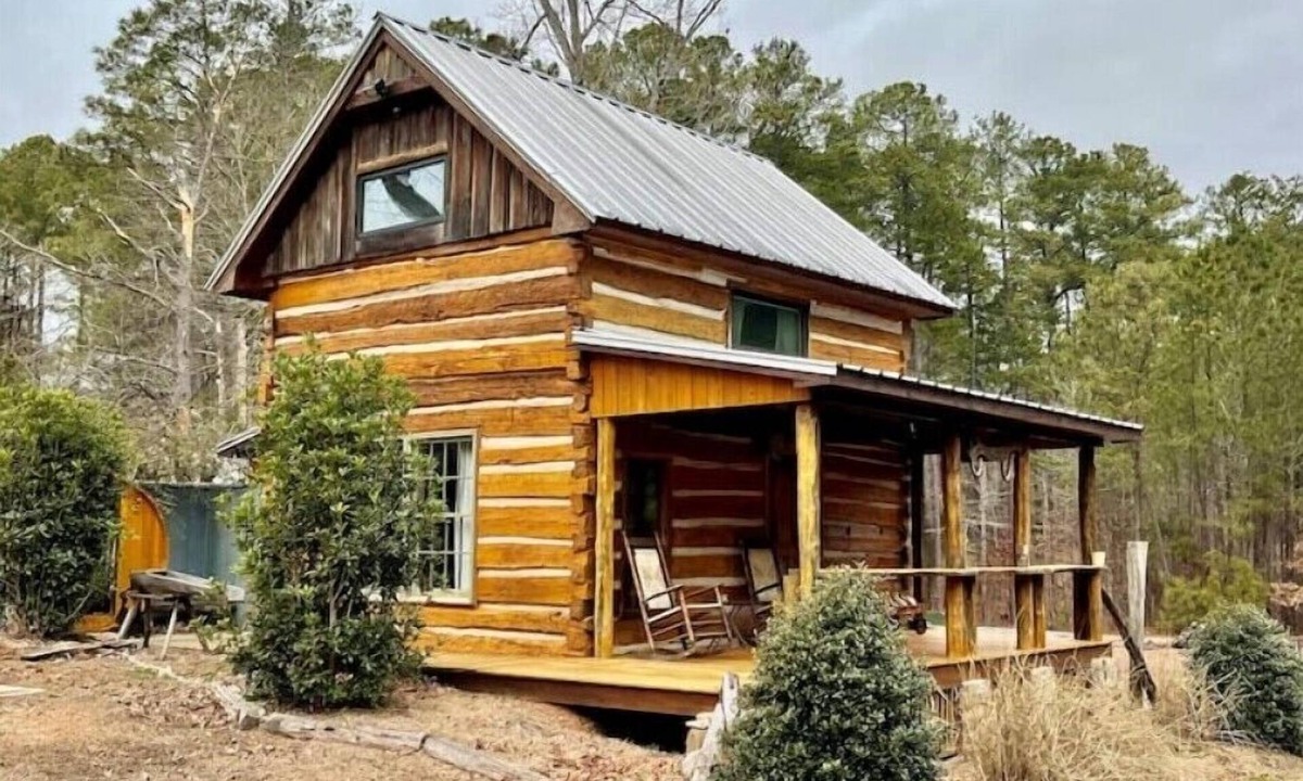 McCain Cabin | Log Cabin at Jordan Lake