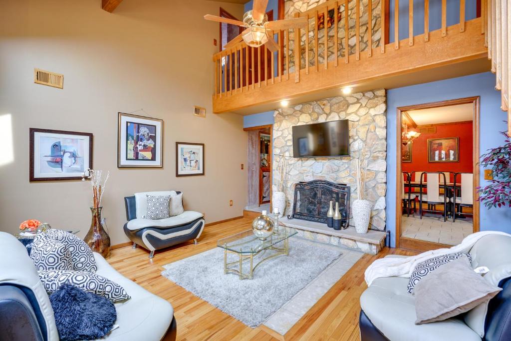 Ocean Gate House | Lovely Ocean Gate Home Less Than 1 Mi to Beach!