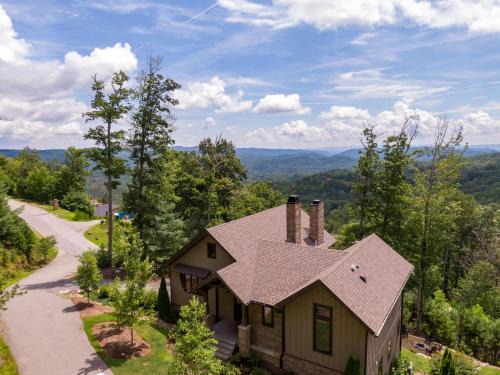 Deep Gap House | Lucky Landing at Blue Ridge Mountain Club