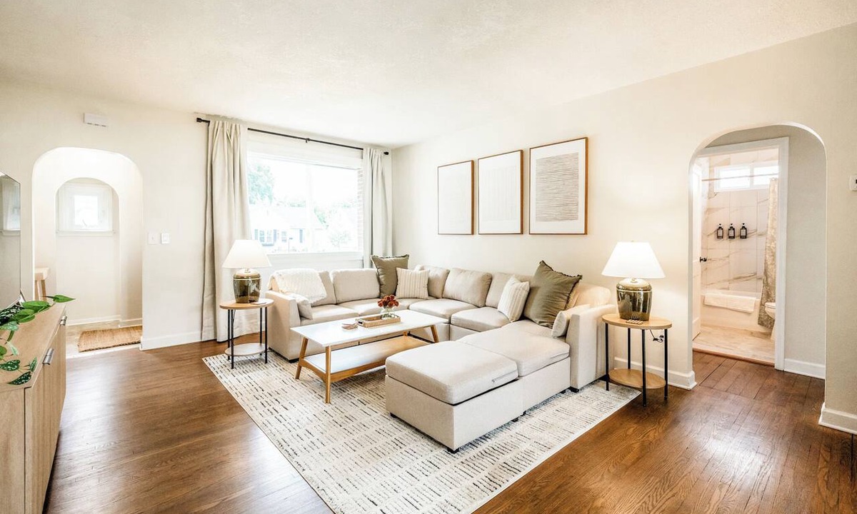Rochester House | Lux 3 BR mins to Mayo & Dwtwn I Charming Haven