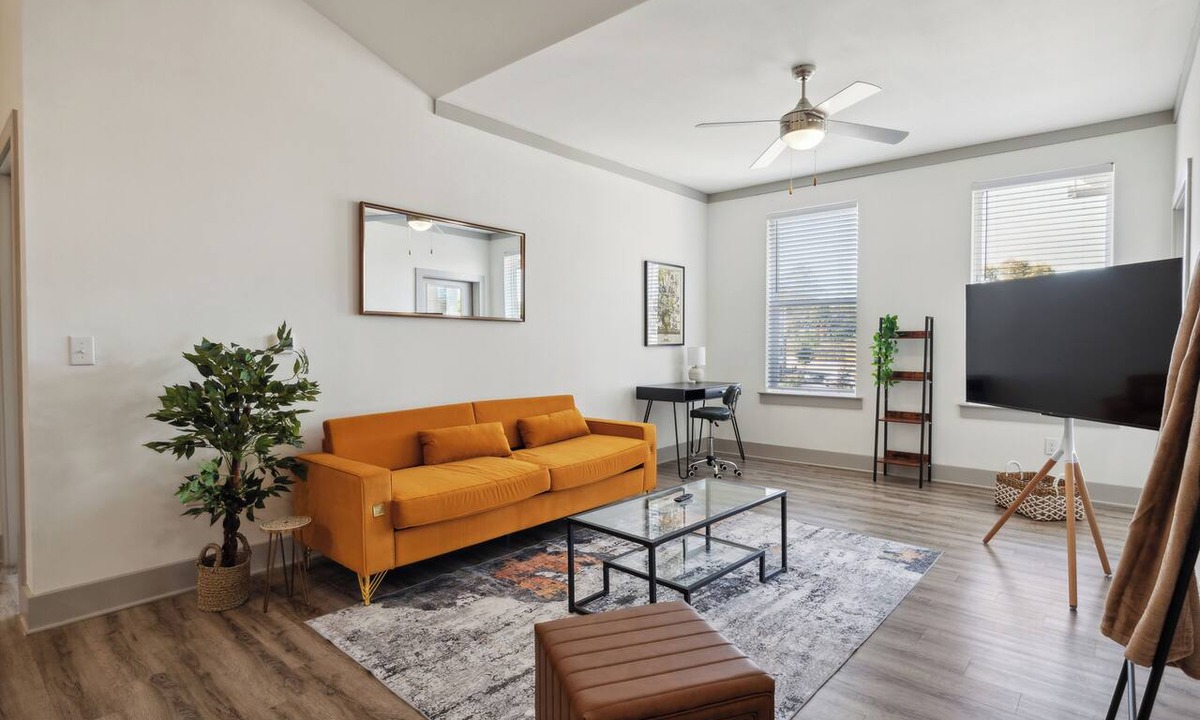 Farragut Apartment | Luxe Living in Knoxville! Overlook at Farragut| Pool| Parking