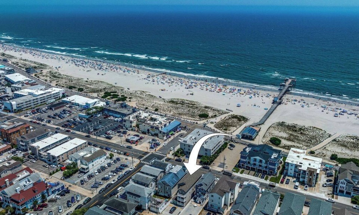 North End Condo | Luxurious 1st Fl Retreat Boardwalk 4Bd/2Bth Linens