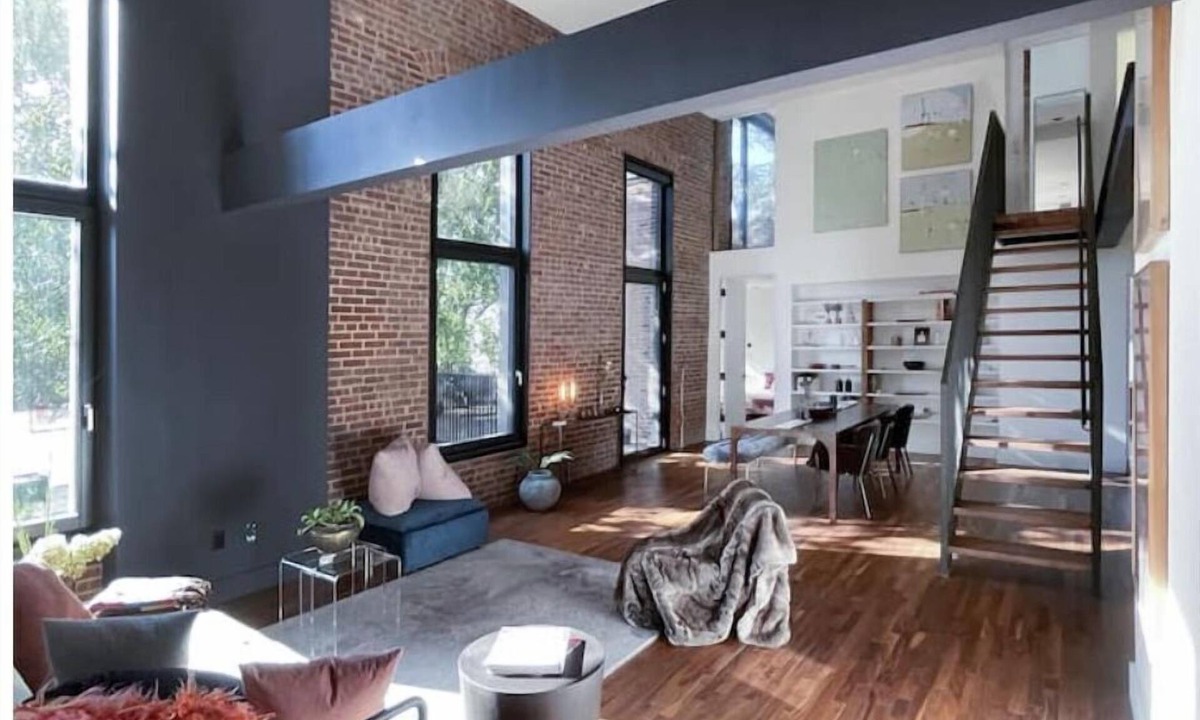 Greenpoint Apartment | Luxury Condo Architect-Renovated Historic Building