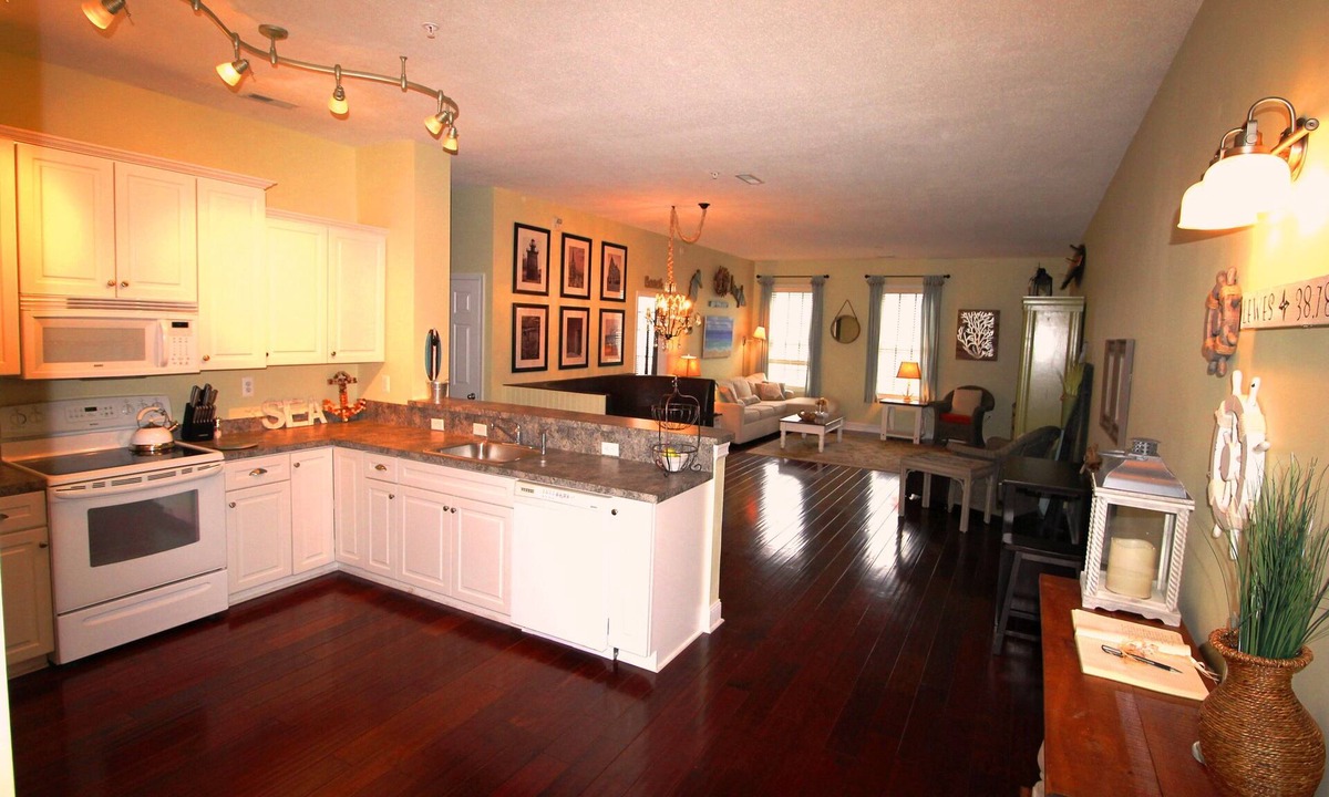 Villages of Five Points Condo | Luxury Condo - Vofp - "Featured in Delaware Today"