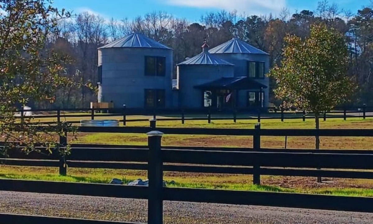 Rocky Point House | Luxury Farm Bin Oasis. Exquisite. One of a kind.