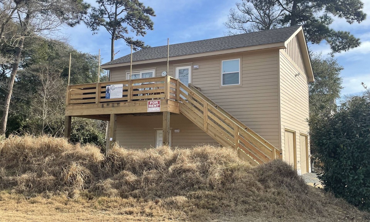 Sea Scape Villa | Luxury Golf Villa w/Hot Tub Stunning Golf Course Views Near OBX Beaches