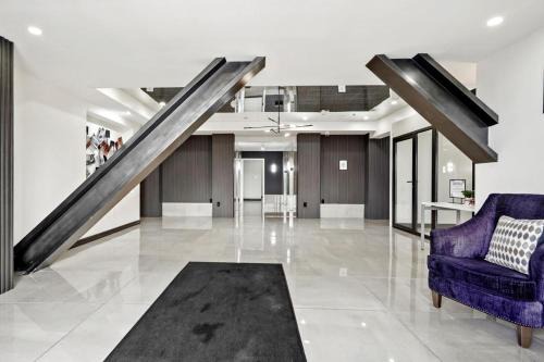 Tulsa Apartment | Luxury Penthouse with Panoramic Skyline Views