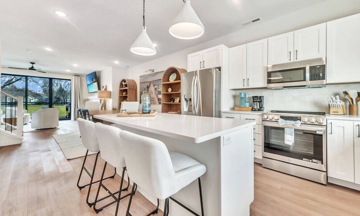 Arnolds Park Villa | Luxury Townhome Across from Arnolds Park | Walk to the Lake, Concerts & Restaurants